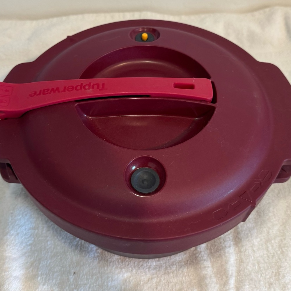 Tupperware Pressure Cooker